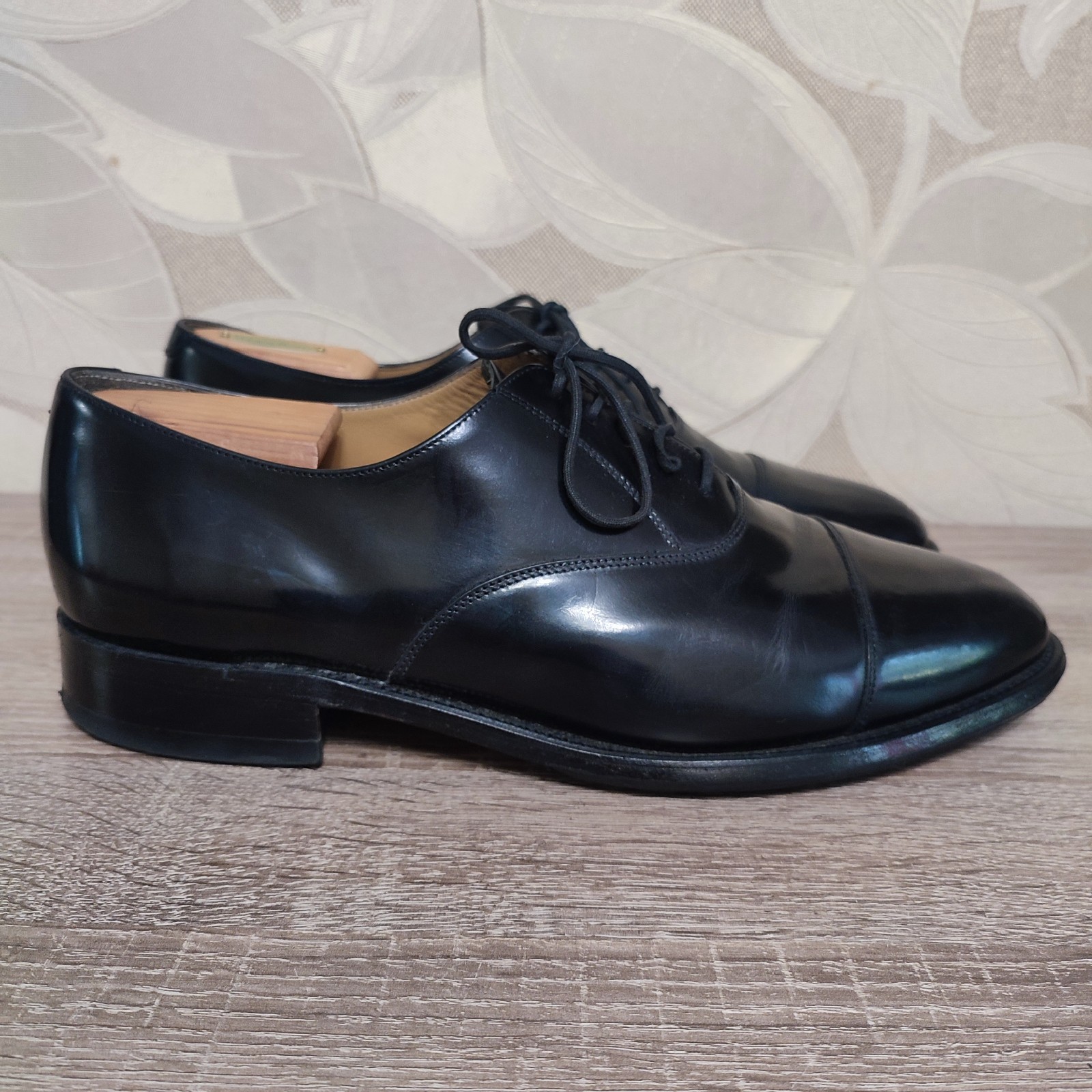 Men's leather shoes Barker's size UK 10.5