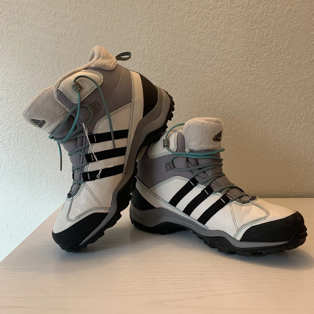 Adidas top insulated boots