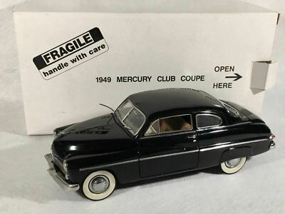 Miniature Danbury Mint 1/24 – Mercury Club Coupe 1949 Noire – Modèle Diecast De Collection