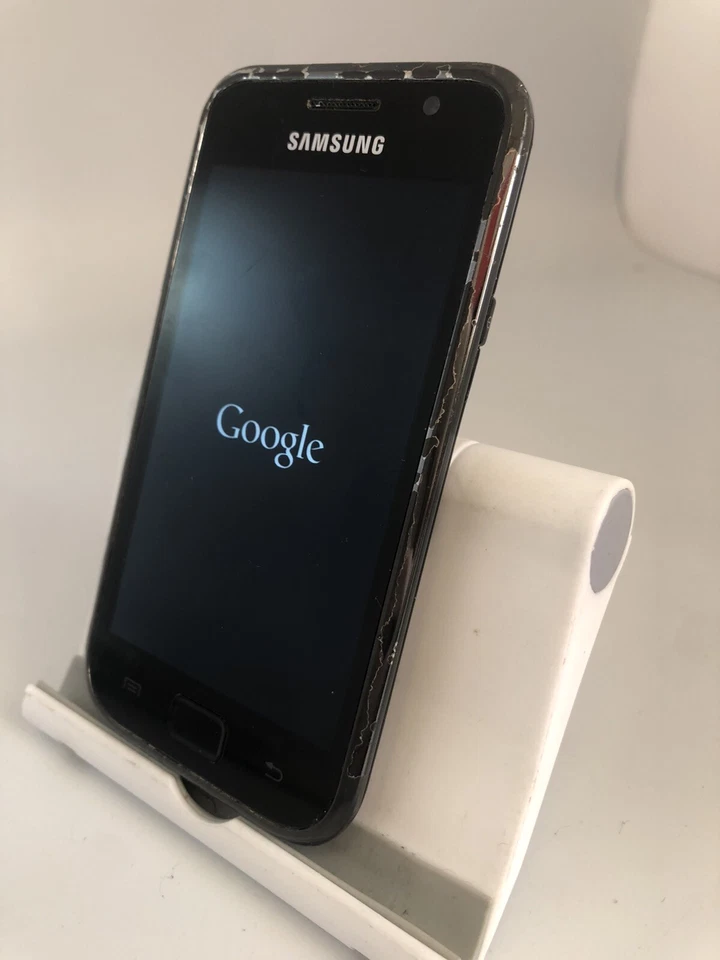 Samsung Galaxy S i9000 Black Unlocked 8GB 512MB RAM 4" Android Smartphone - Image 3 of 4