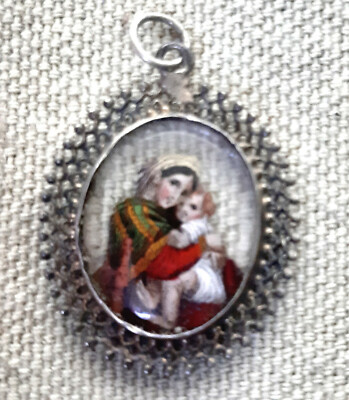 Pendentif Ancien En Métal Blanc - Style Religieux - Début XXe Siècle