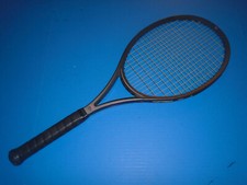 Yamaha 97L Tennis Racquet. 4 1/4. 11.55 oz. 16x18. 18mm beam. VG.