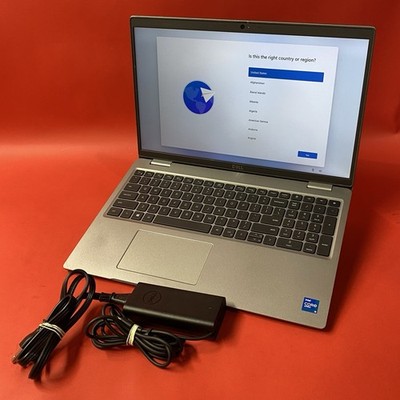 Dell Latitude 5520 15.6'' - i5-1145G7 - 16GB RAM - 256GB SSD - Windows 11 Pro