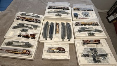 Hawthorne Village Redskins Train Set - 9 box collectors item set!  RARE!