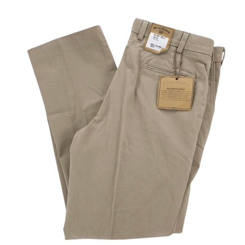 NWT Mens Size 42 Bills Khakis M3 Plain Front Trim Fit Chino Pants