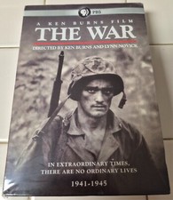 The War - A Film By Ken Burns and Lynn Novick - DVD - VERY GOOD