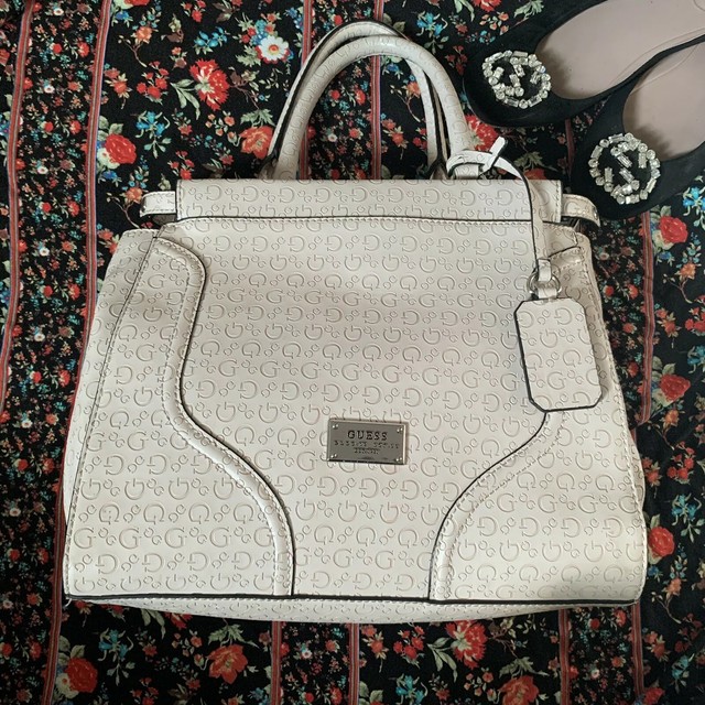 Light Pink Handbags For Sale