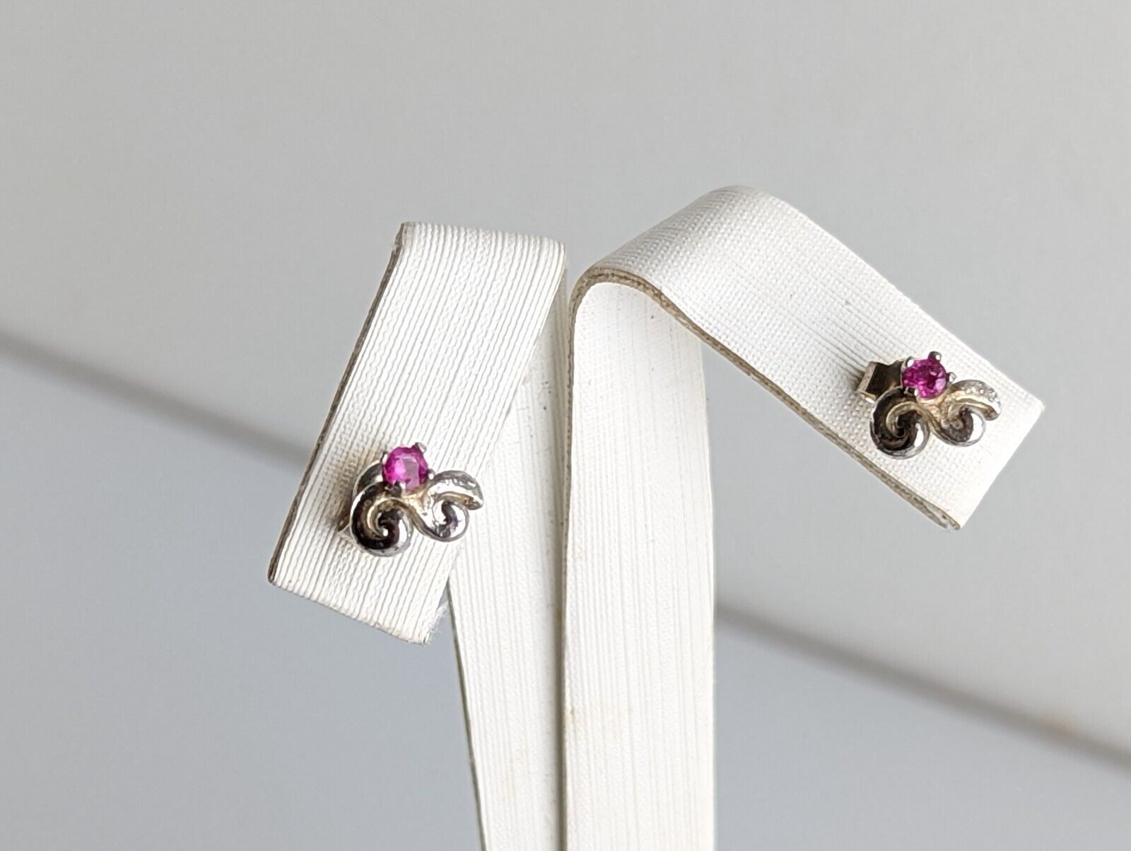 Solid Sterling Silver 925 Pink Gemstone Small Swi… - image 3