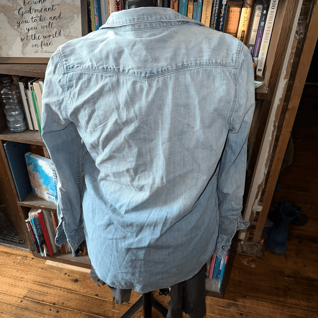 Gap distressed XS basic minimalist denim button d… - image 2