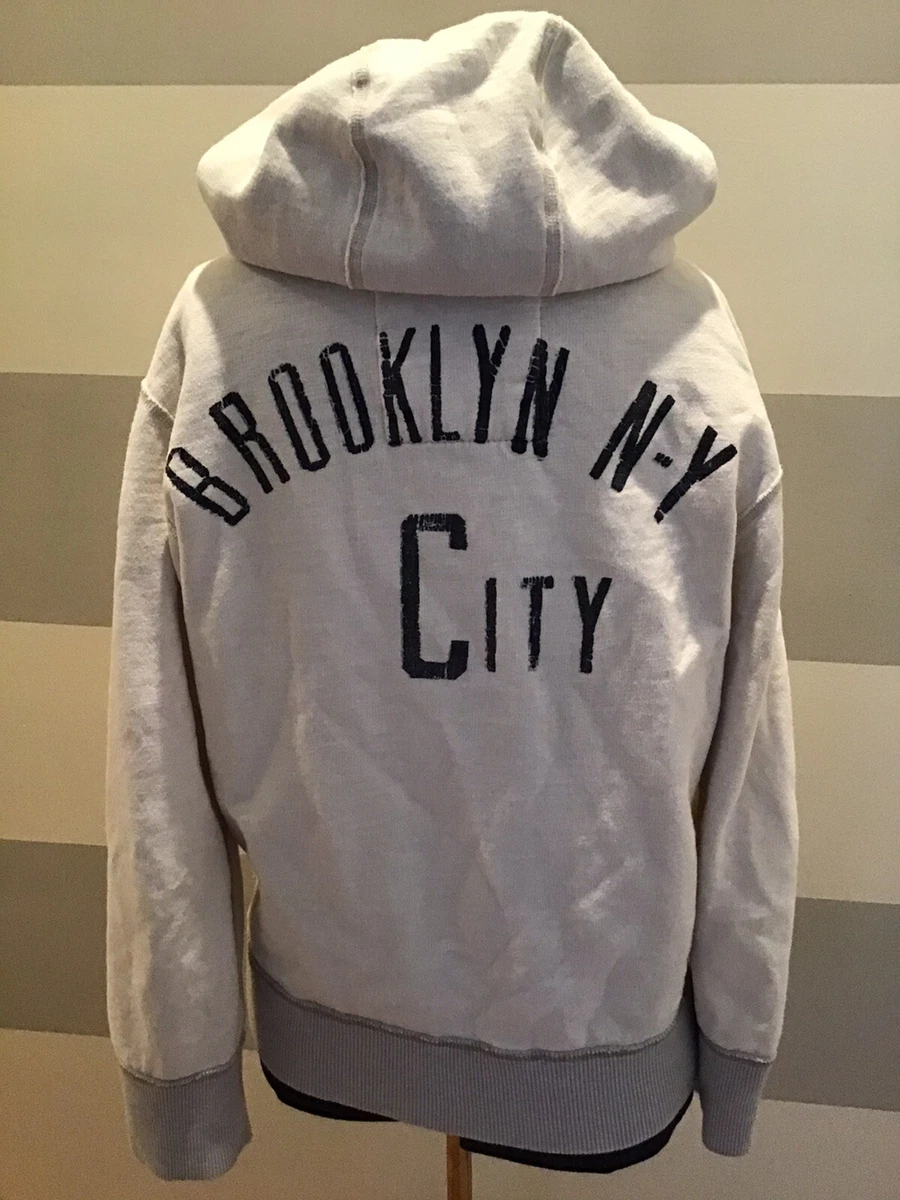 Cream deals colored sweatshirt