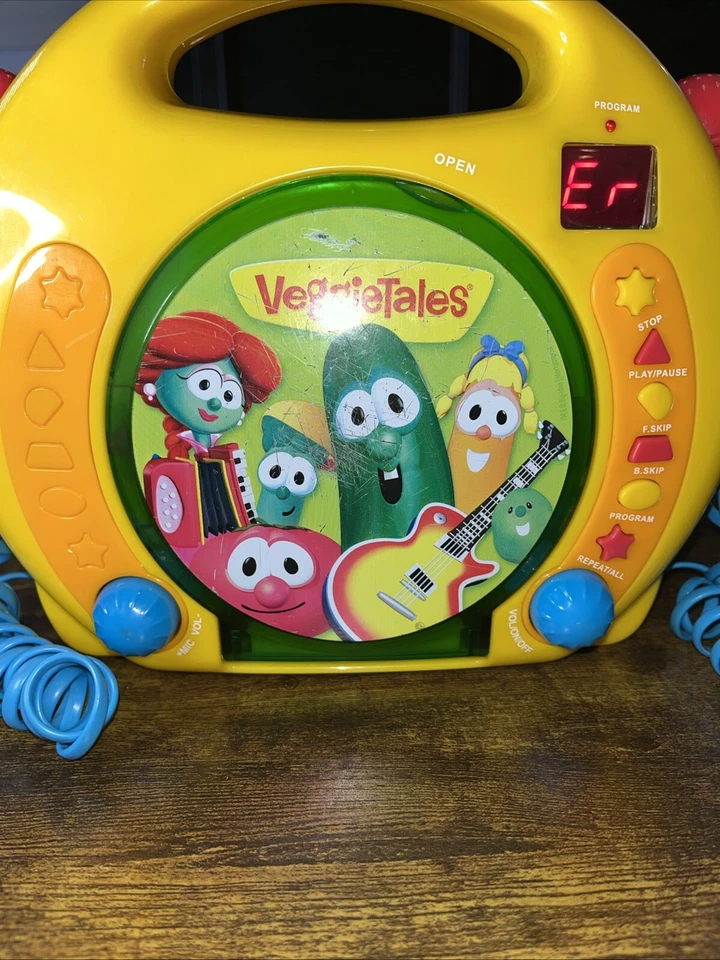 VeggieTales Sing-Along Karaoke CD Player - Hard to Find READ - Image 2 of 4