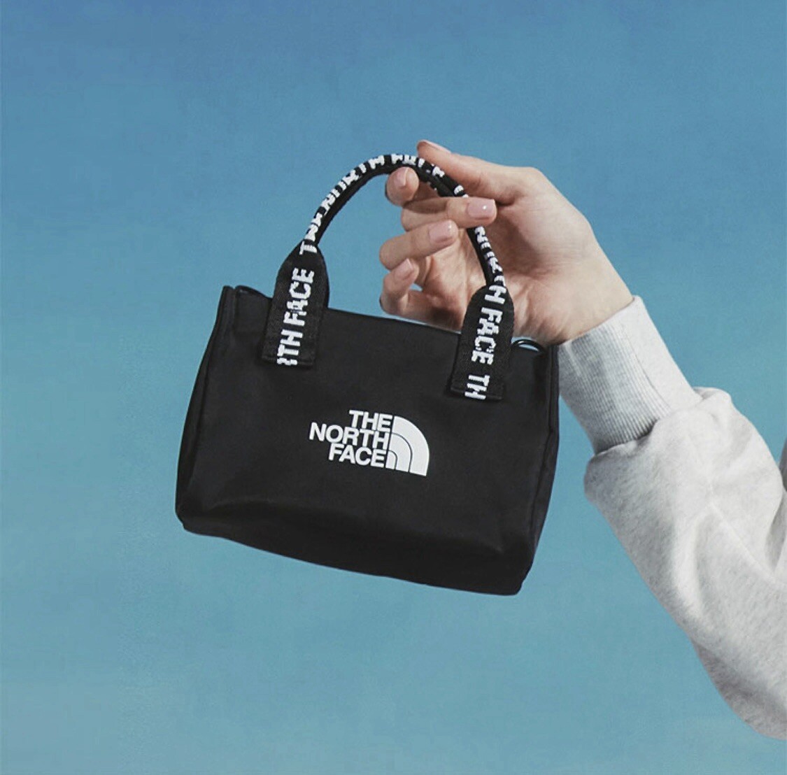 ★THE NORTH FACE★ White Label Multi Cross Bag Mini THE NORTH FACE WHITE LABEL MULTI CROSS BAG MINI NN2PQ09J