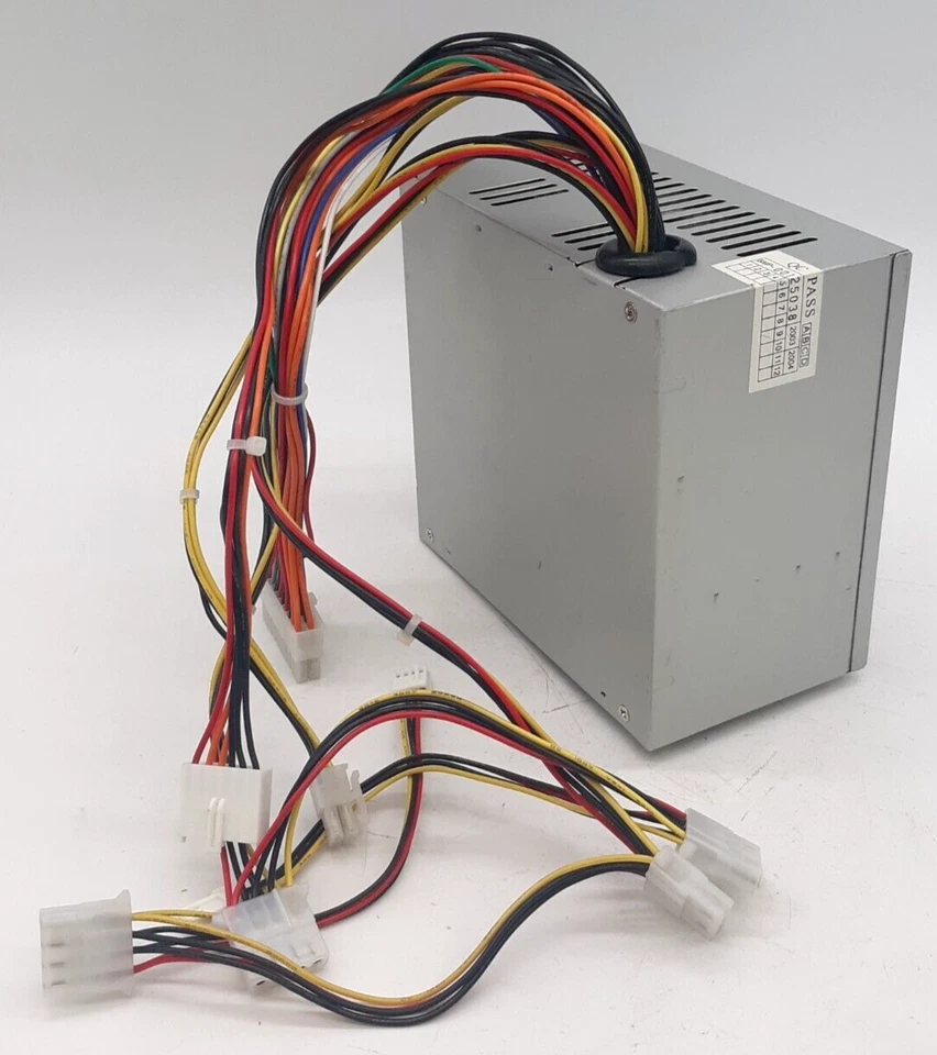 Raid Max KY-450ATX Power Supply ATX 12V - Image 4 of 4