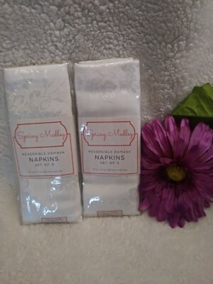 Town & Country Living Spring Medley White Floral Napkin Damask lot of 2 pks