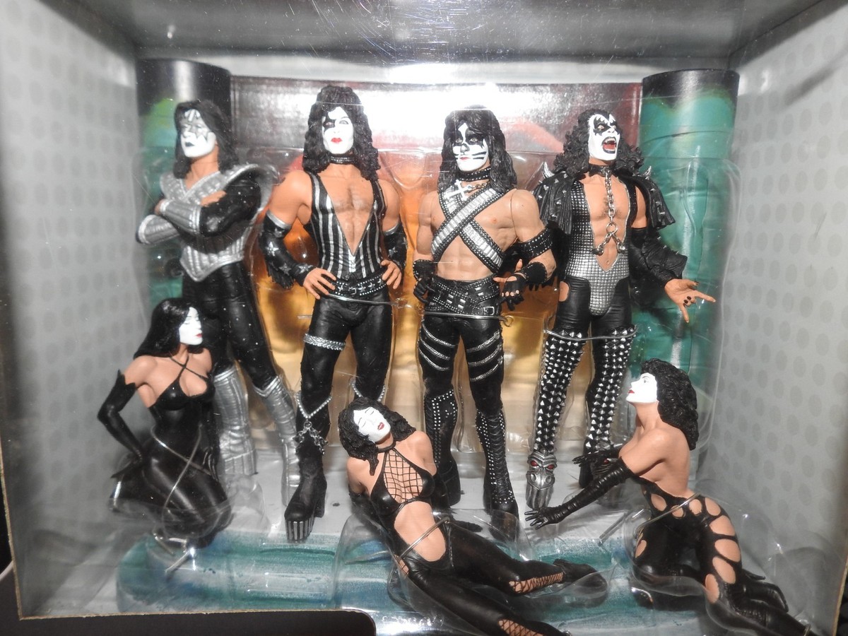 McFarlane Toys KISS Love Gun Deluxe Boxed Edition Super Stage