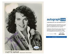 Yvette Nipar "General Hospital" AUTOGRAPH Signed 'Sandy Stryker' 8x10 Photo ACOA