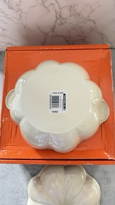Le Creuset Dune Almond Pumpkin Cast Iron Dutch Oven 2.25Qt New