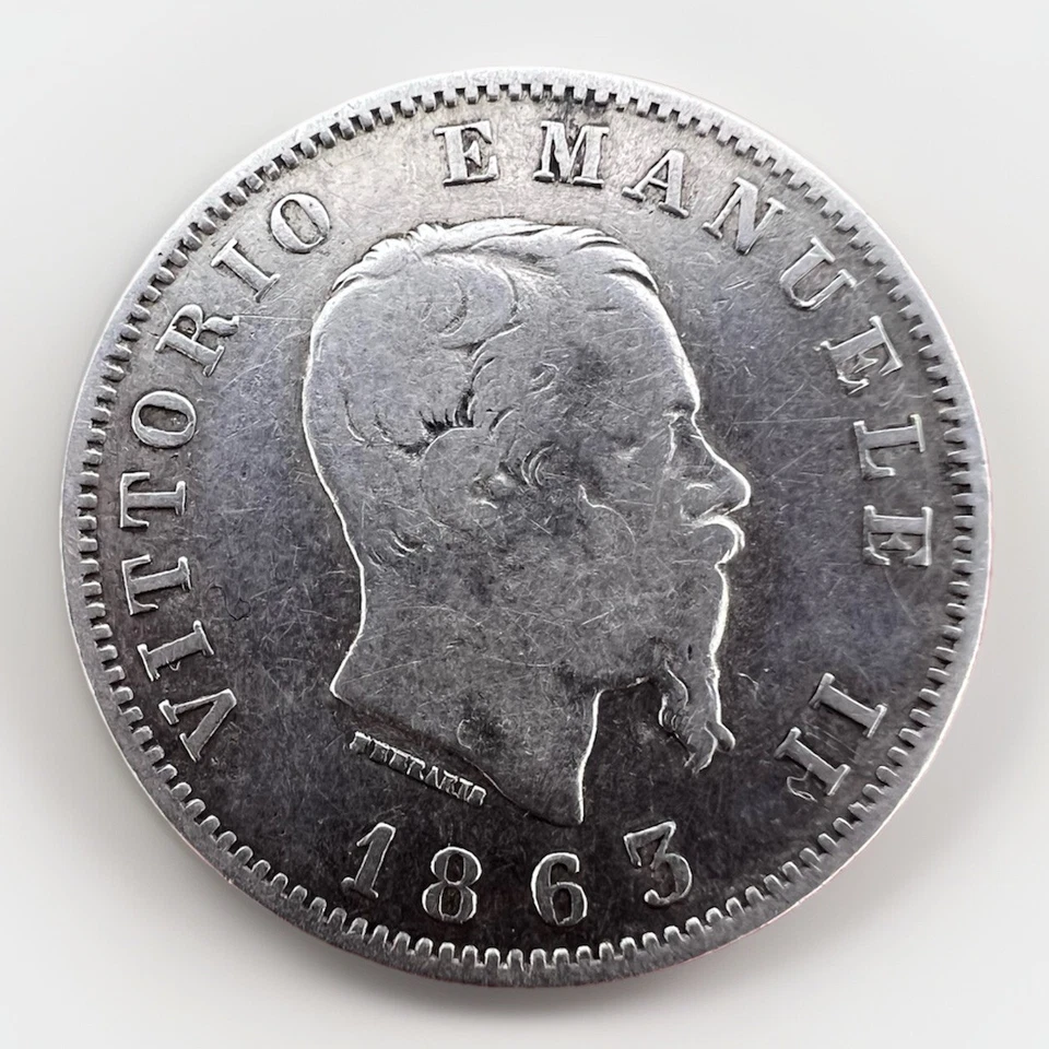 Italy 1 Lire, 1863 Milano ,  Vittorio Emanuele II Silver KM#15.1 9.82gr A103 - Image 2 of 2