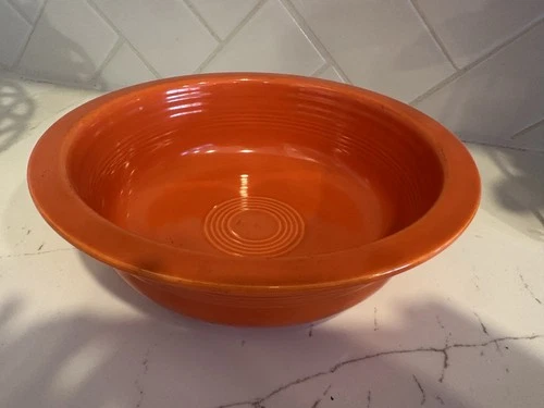 VTG. FIESTA Radioactive Red Nappy Serving Bowl 8 3/8"  ORIGINAL COLOR Fiestaware