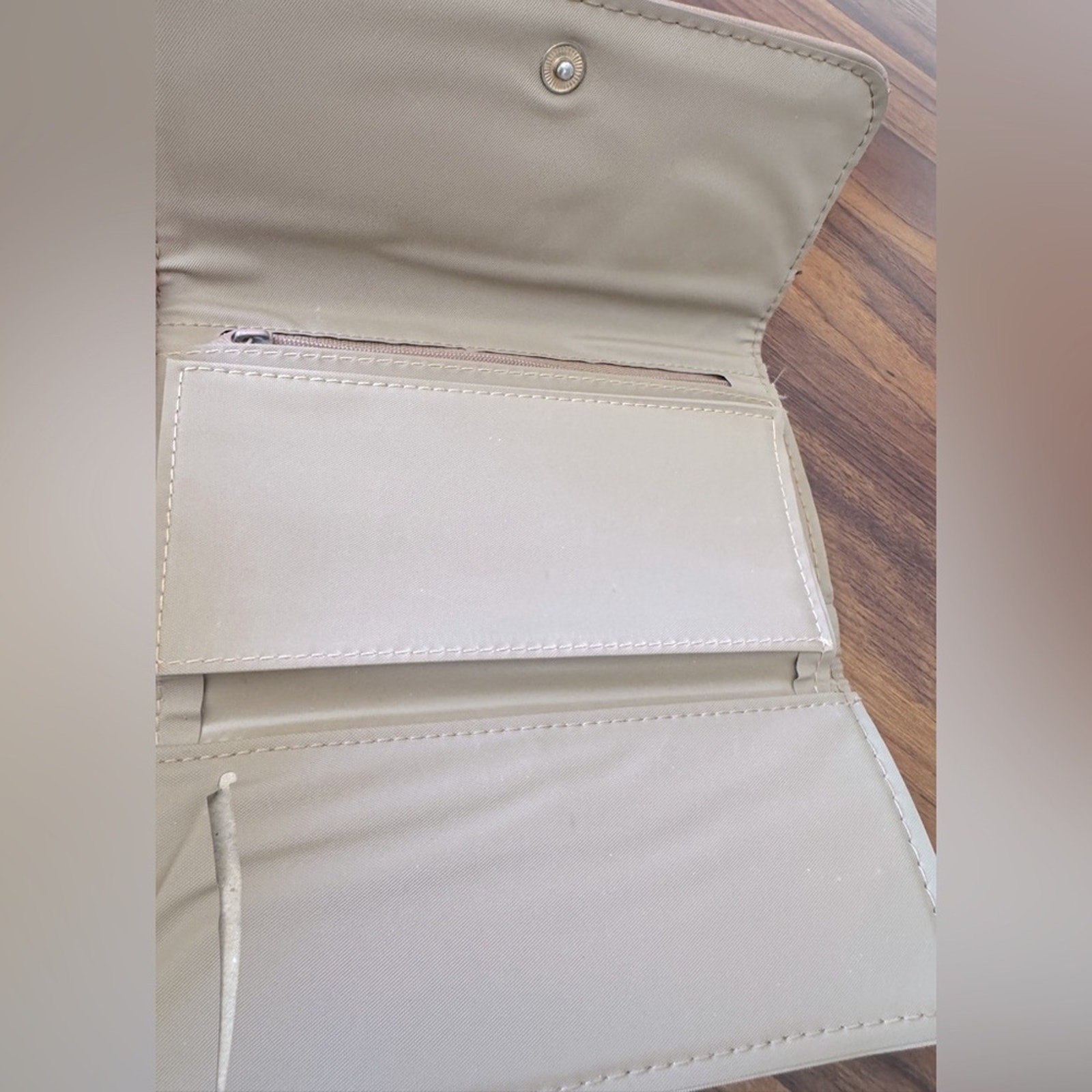 Vintage ‘90s Beige Rectangular Multi-Compartment … - image 4