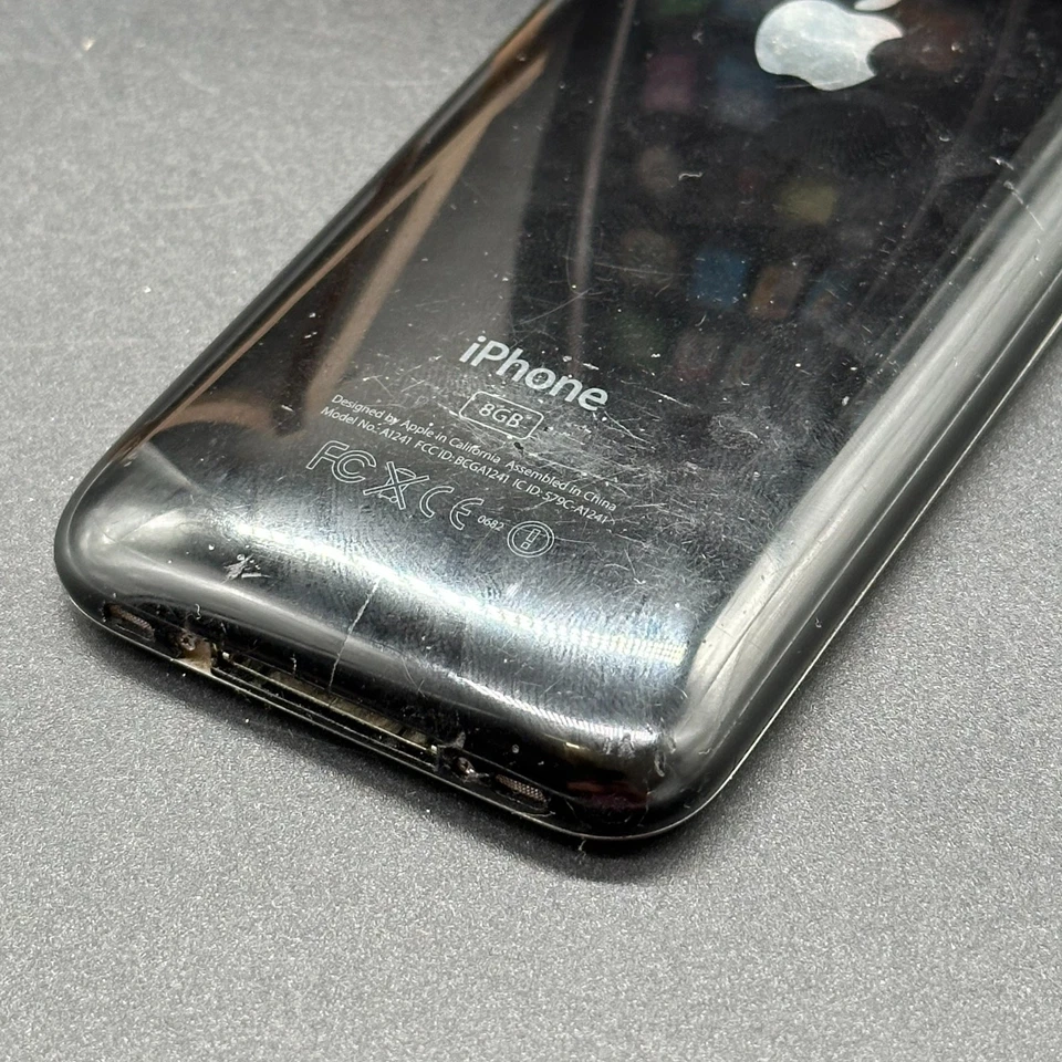 Original Apple iPhone 3G 8GB Schwarz mit OVP - Bild 2 von 3