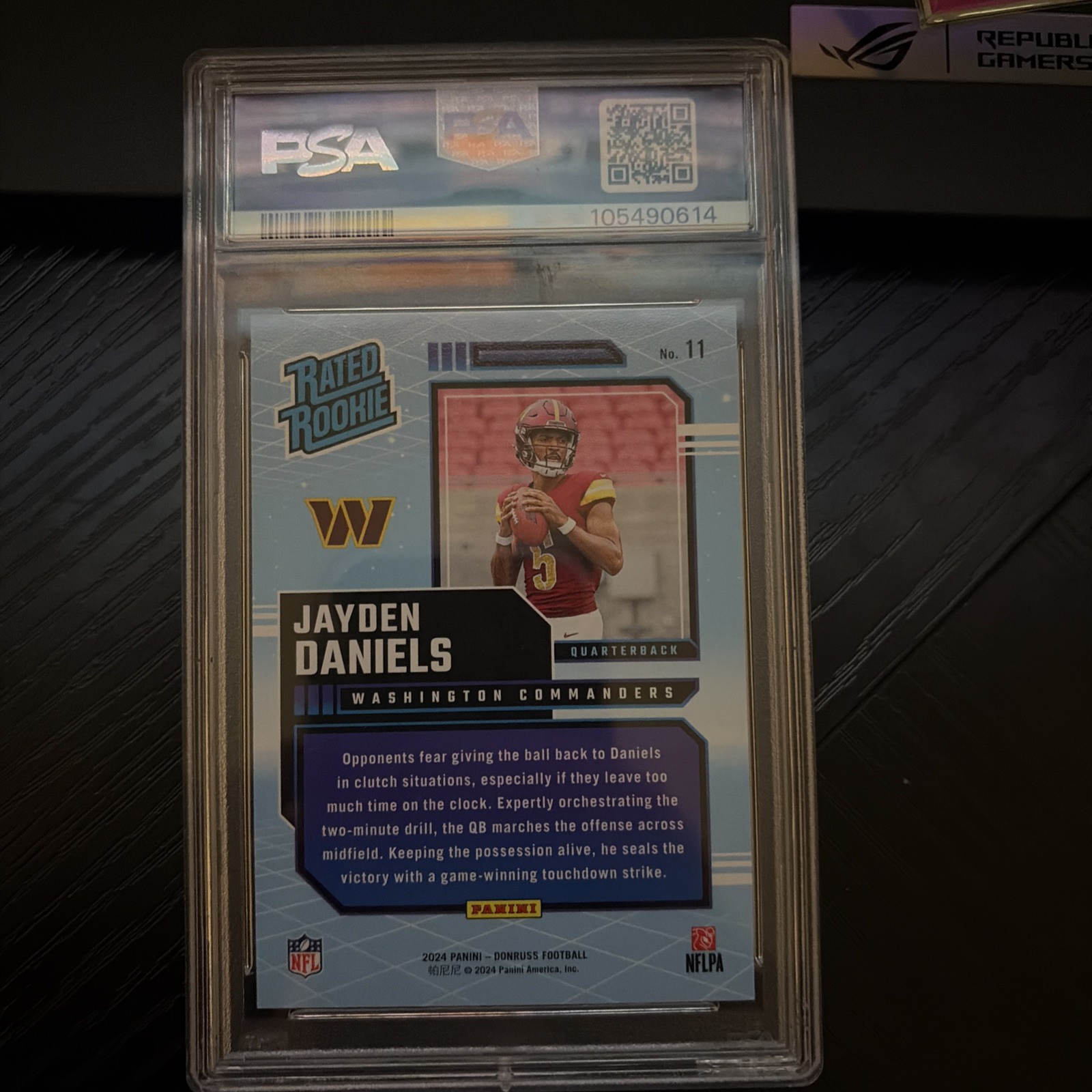 2024 Panini Donruss - Rated Rookie Retro Jayden Daniels #11 (RC) view 2