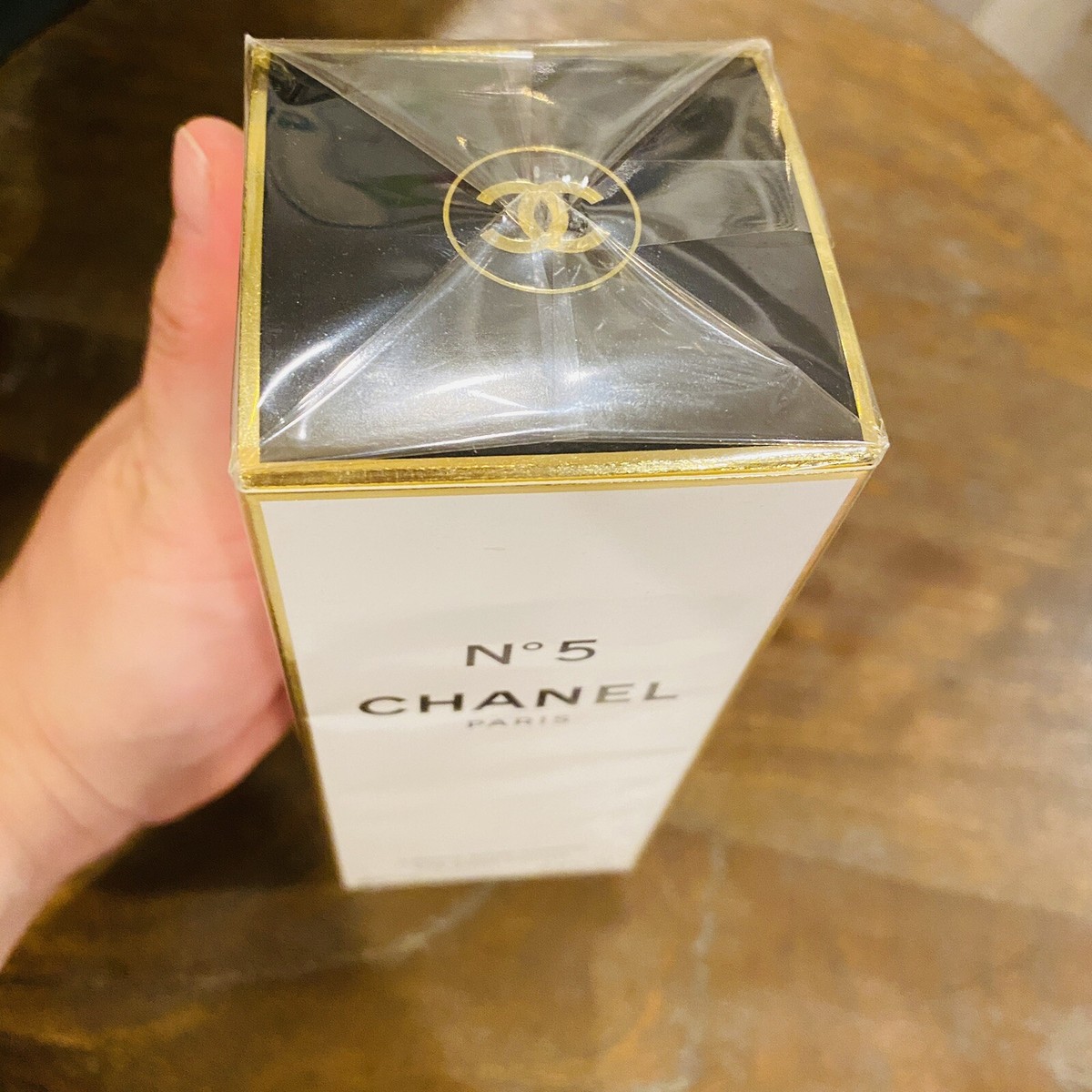 CHANEL N°5 L'Emulsion Corps 200ml CHANEL N°5 L`Emulsion Corps The Body Lotion 200ml | eBay