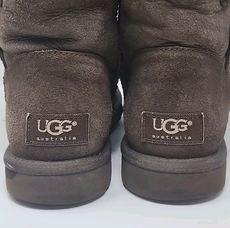 UGG Bailey Button Mini Single Button Suede Shearl… - image 3