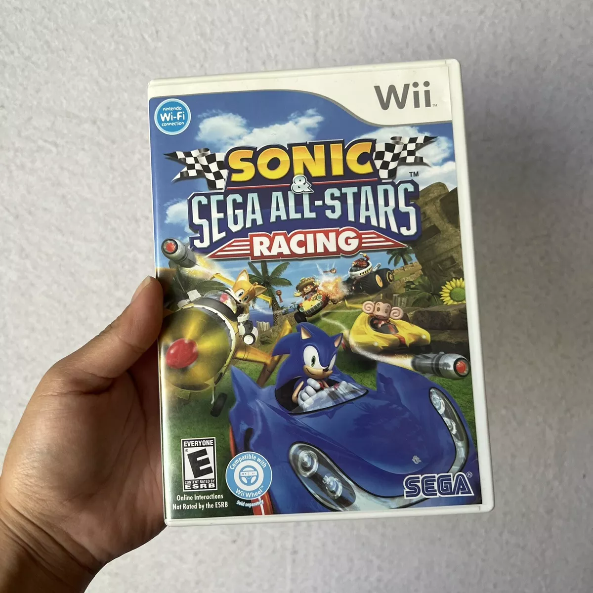  Sonic & All-Stars Racing Transformed (Nintendo Selects) - Nintendo  Wii U : Sega of America Inc: Video Games