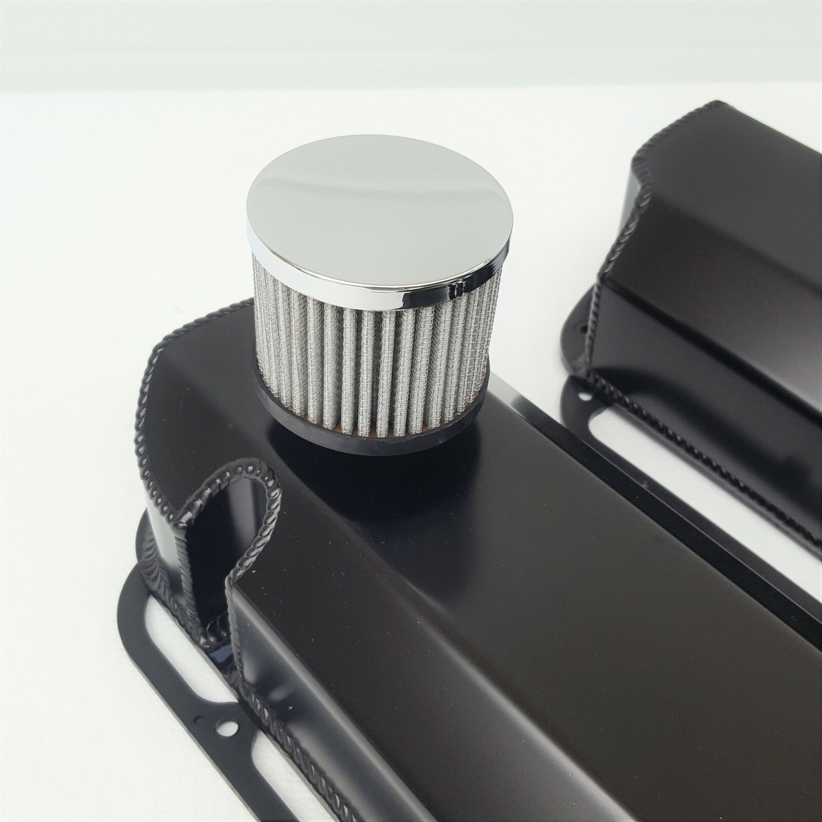 Small Block Ford Black Fabricated Aluminum Valve Covers Breathers 289