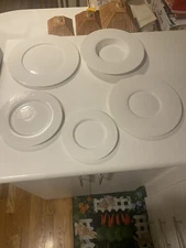 Bon Chef-WHITE Porcelain China Wide Rim Collection Set Of 5 NEW