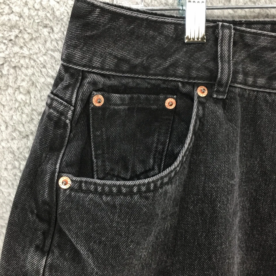 Pantalones de mezclilla para mujer Asos Design Mom 14 curvas negros pierna cónica tiro alto cremallera mosca Foto 3 de 4