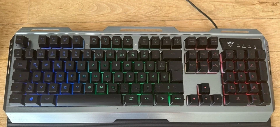 Tastatur + Maus Trust GTX 845 - Wie Neu
