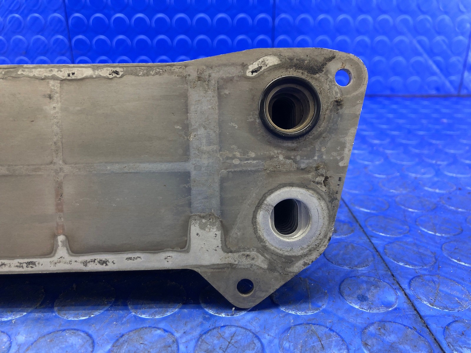 2016-2021 MCLAREN 570S OEM AUTOMATIC TRANSMISSION OIL COOLER *DENT* 13G0055CP