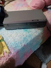 Samsung DVD-V2000 DVD/VCR Combo Player