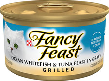 Purina Grilled Wet Cat Food Ocean Whitefish and Tuna Feast in Wet Cat Food Grav