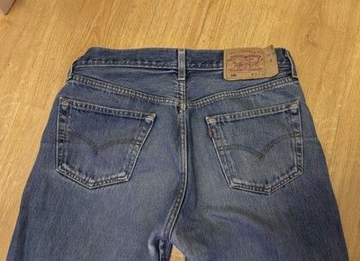 Levi s 501  W34 L32
