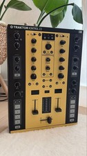 Native Instruments Traktor Kontrol Z2 DJ Mixer