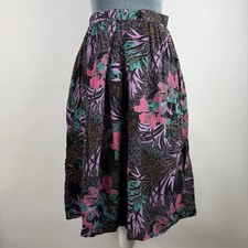 Vintage 70s Womens 26" Dark Floral Rayon Skirt with Pockets Union Made USA