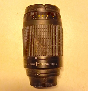 Nikon AF NIKKOR 70-300mm f/4-5.6G Zoom Lens Nikon F Mount Autofocus BOXED
