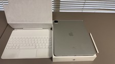 ipad pro 12.9 5th gen 256gb wifi With magic key Board And Apple Pencil Bundle