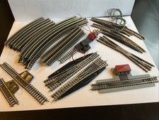 Z-Scale Track lot Of 44Pieces with wire and track connectors