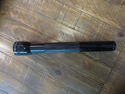 15'' MAG-LITE Flashlight Large USA 4 D Cell Aluminum BLACK Tested w/ extra bulb