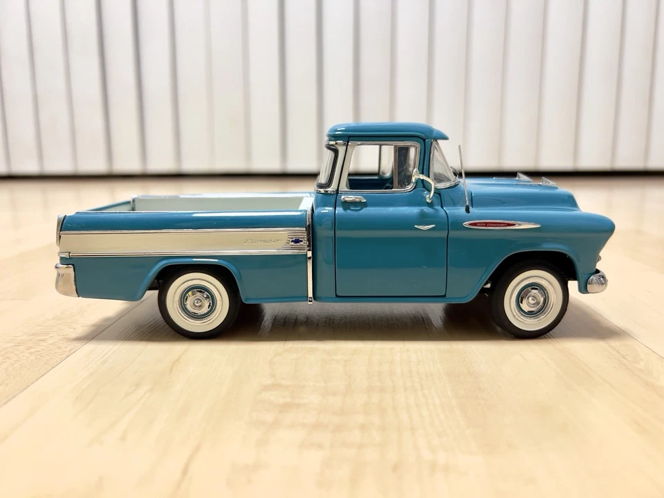 Camioneta camafeo Chevrolet turquesa Danbury como nueva-1957- Foto 2 de 4