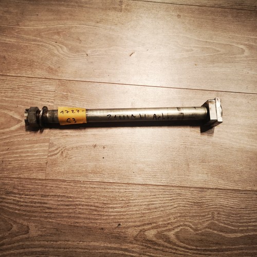 Kawasaki Z1000 03 06 Hinterradachse Hinterrad Achse 1727-63 ZRT00A