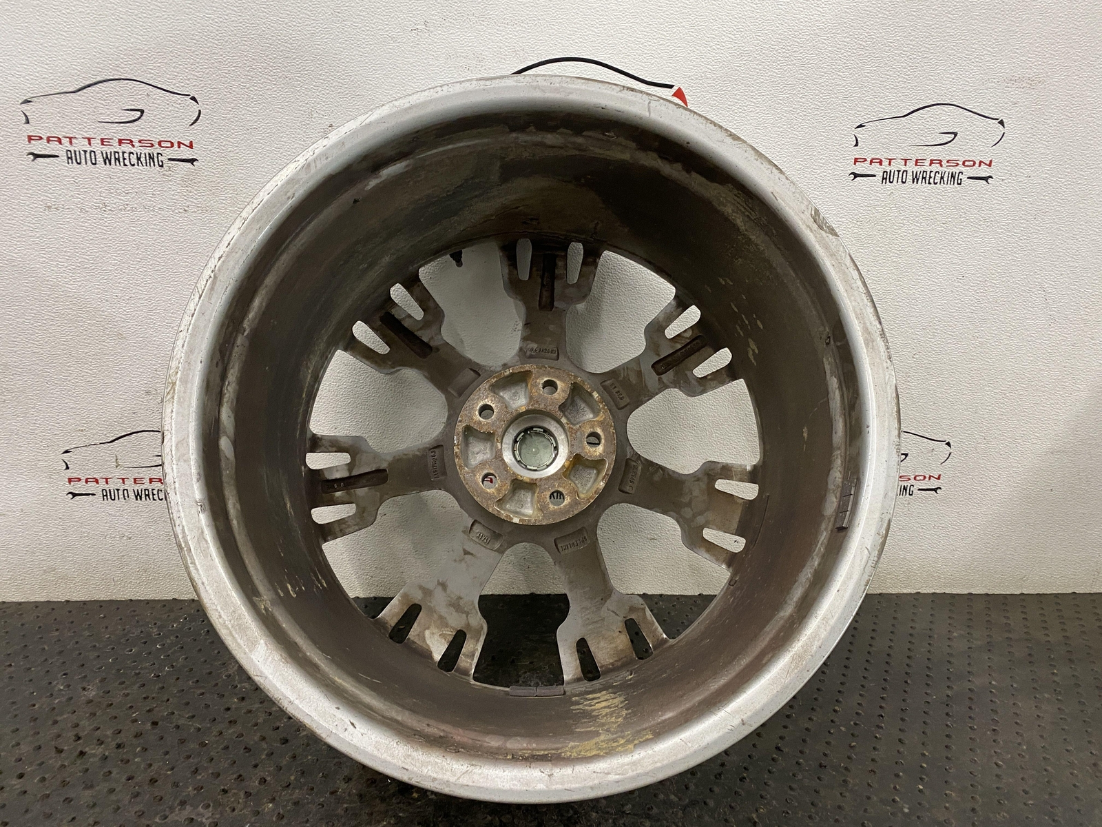 11 MASERATI GRANTURISMO REAR SILVER ALUMINUM 7 SPOKE RIM WHEEL 20X10.5