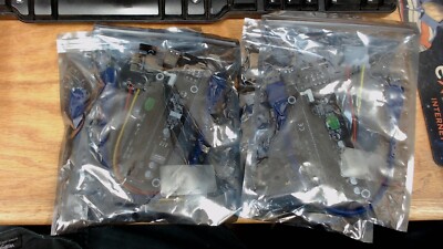 PCE164P-N03 Ver 003 PCI Express x1 PCI Express x16 Powered Riser Card - Set of 4