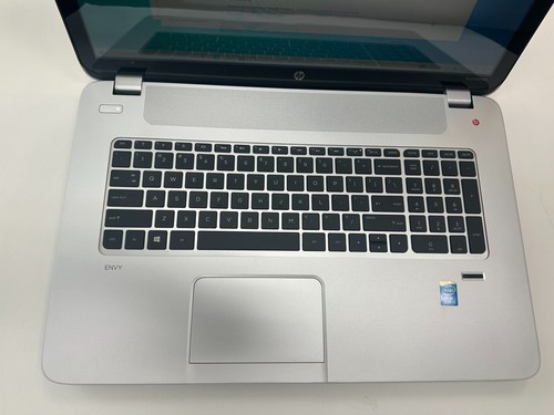 hp envy 17.3 laptop i7 touchscreen Ram 8GB 256GB SSD - Picture 3 of 9