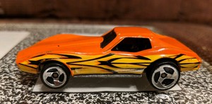 hot wheels 1975 corvette stingray blue