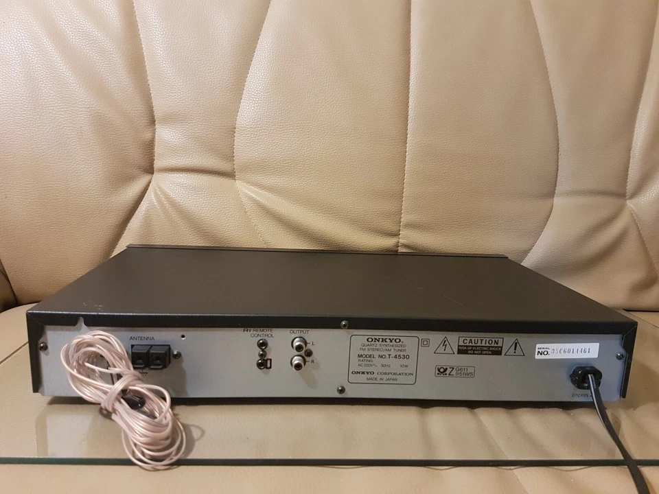 Onkyo R1 T4530 Tuner mit Wurfantenne - Bild 4 von 4